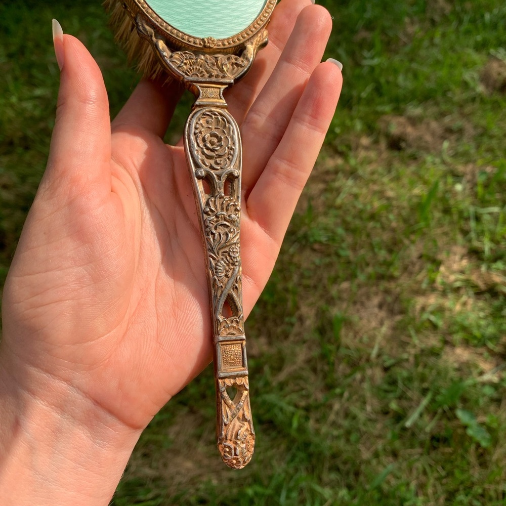 Vintage Floral Hairbrush - Picture 4 of 6